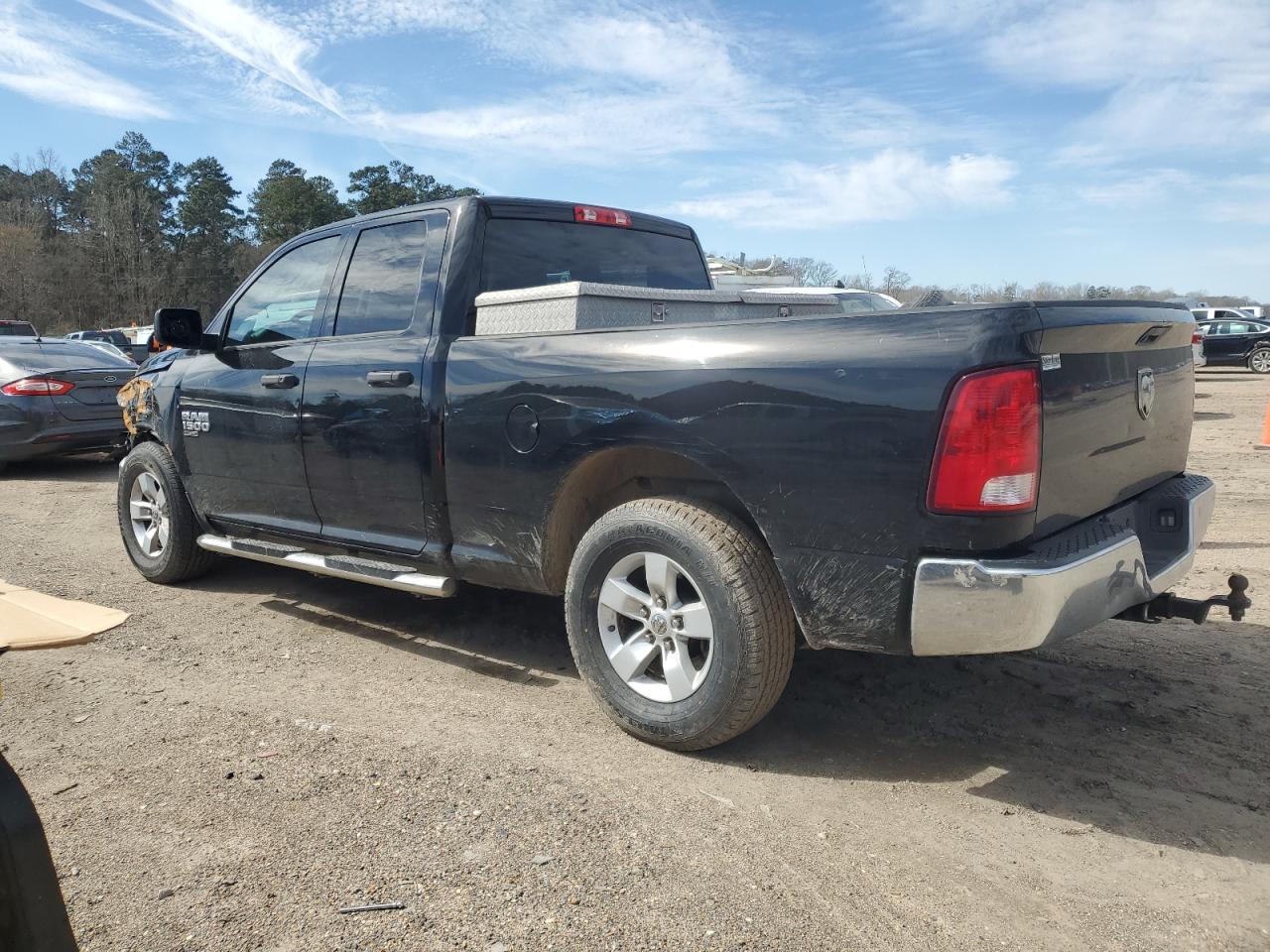 2019 RAM 1500 CLASS - Image 2