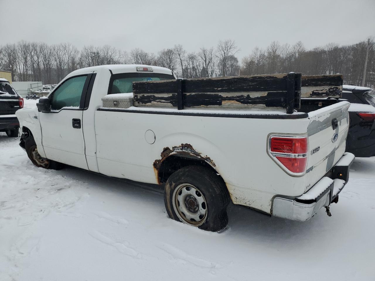 2010 FORD F150 - Image 2