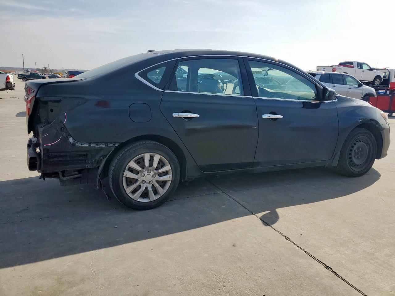 2017 NISSAN SENTRA S - Фото 3