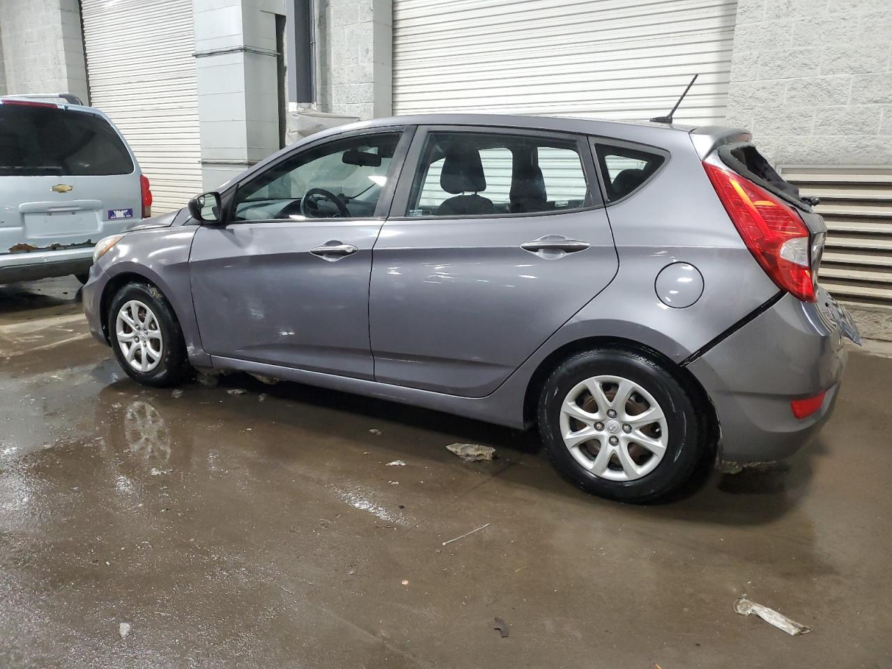 2014 HYUNDAI ACCENT GLS - Image 2