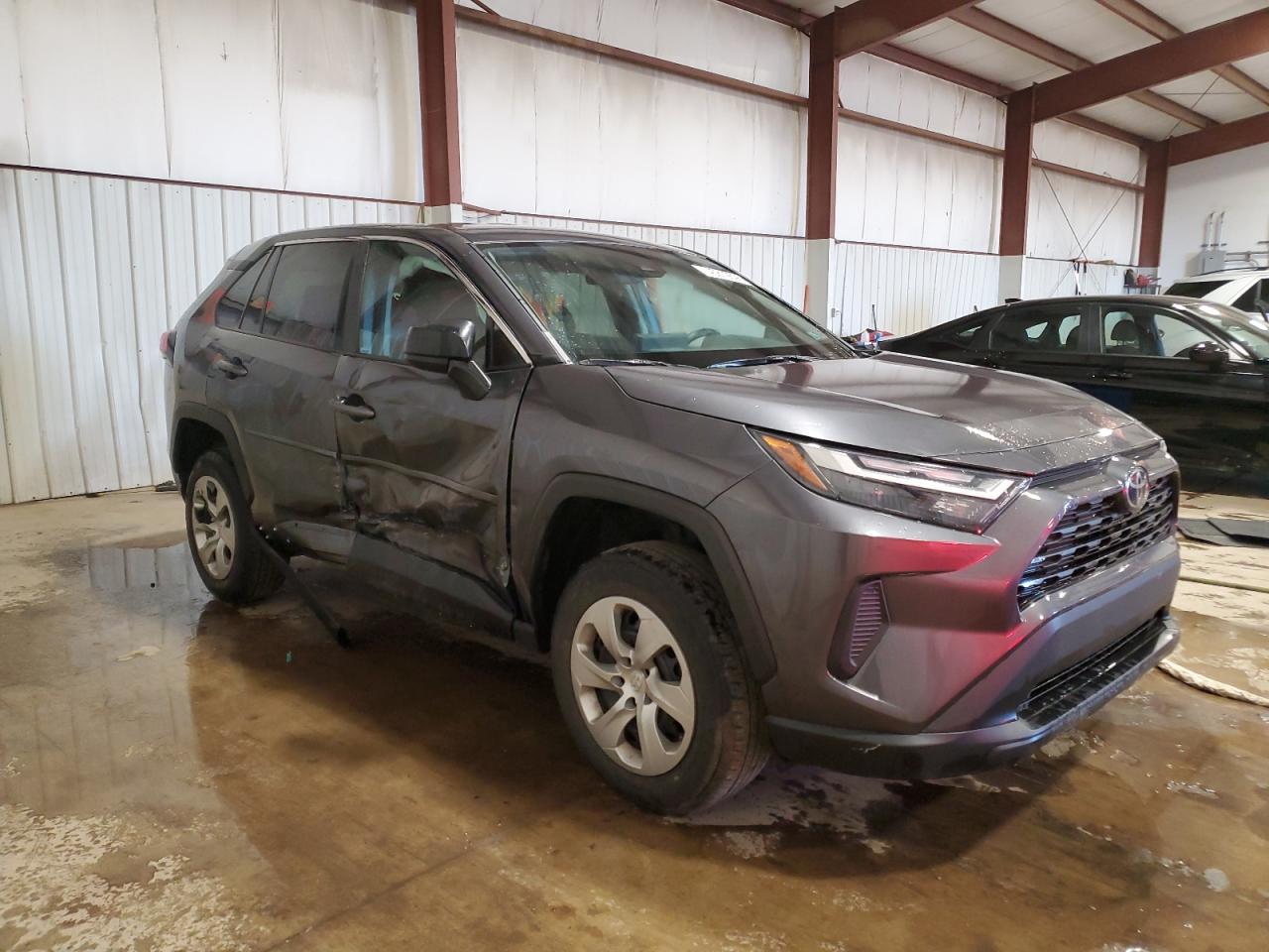 2023 TOYOTA RAV4 LE - Фото 4
