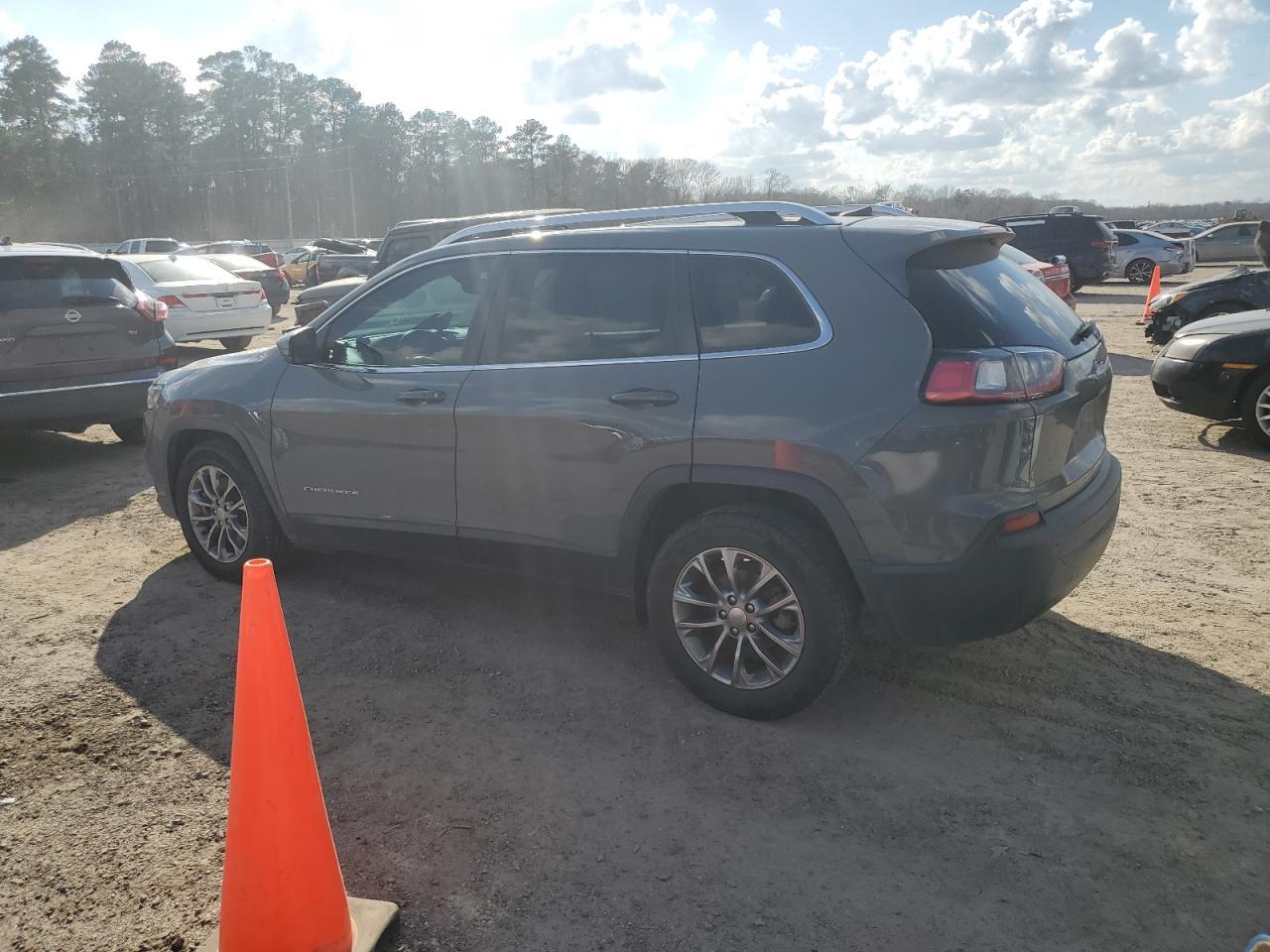 2019 JEEP CHEROKEE L - Image 2