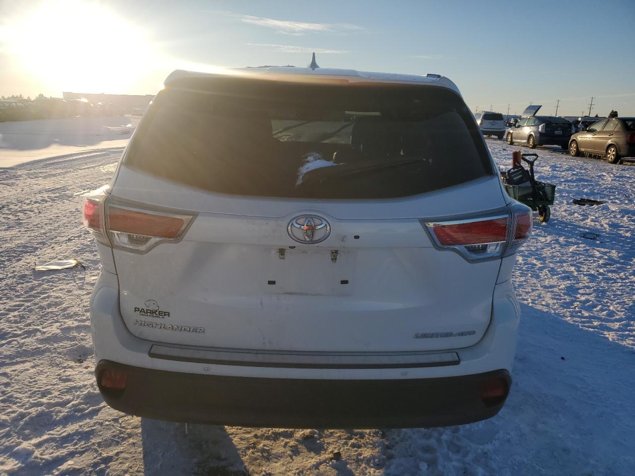 2015 TOYOTA HIGHLANDER - Фото 6