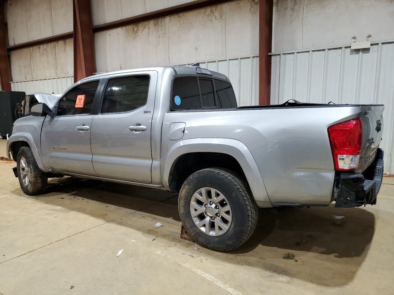 2017 TOYOTA TACOMA DOU - Фото 2
