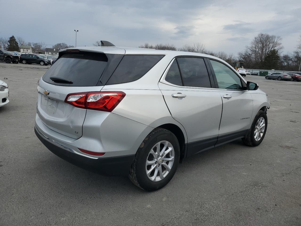 2019 CHEVROLET EQUINOX LT - Фото 3