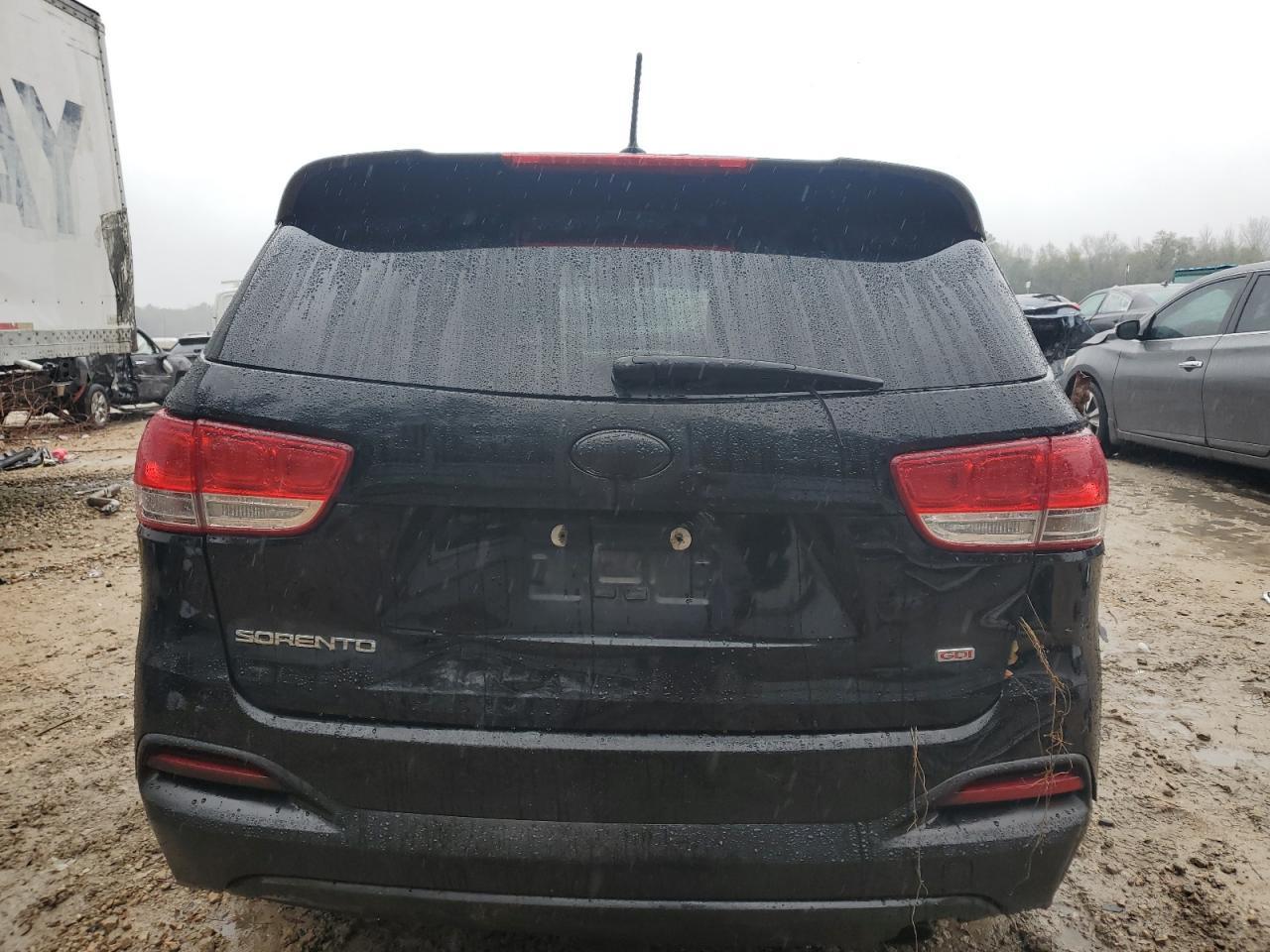 2017 KIA SORENTO LX - Фото 6