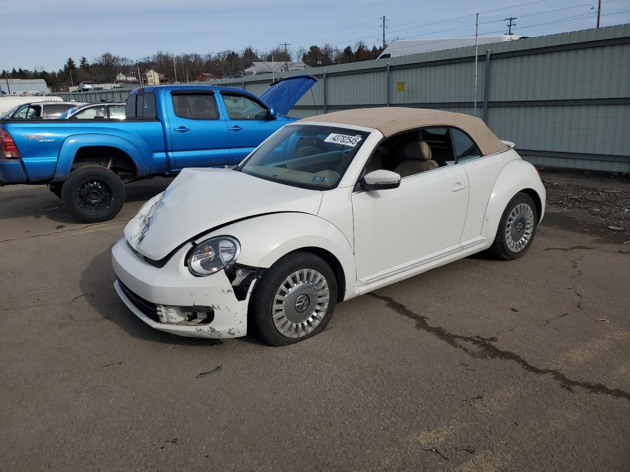 2014 VOLKSWAGEN BEETLE