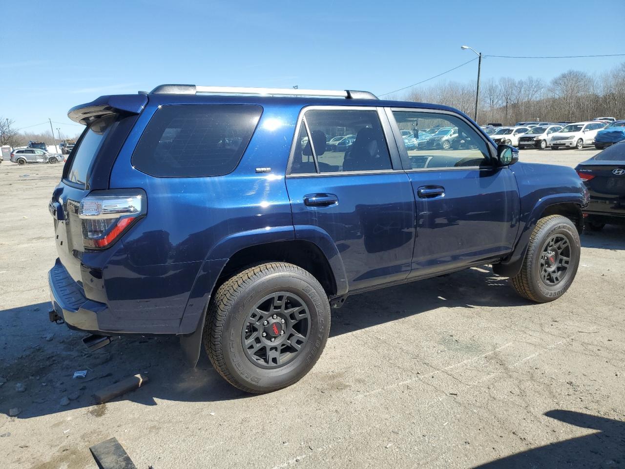 2024 TOYOTA 4RUNNER SR - Image 3