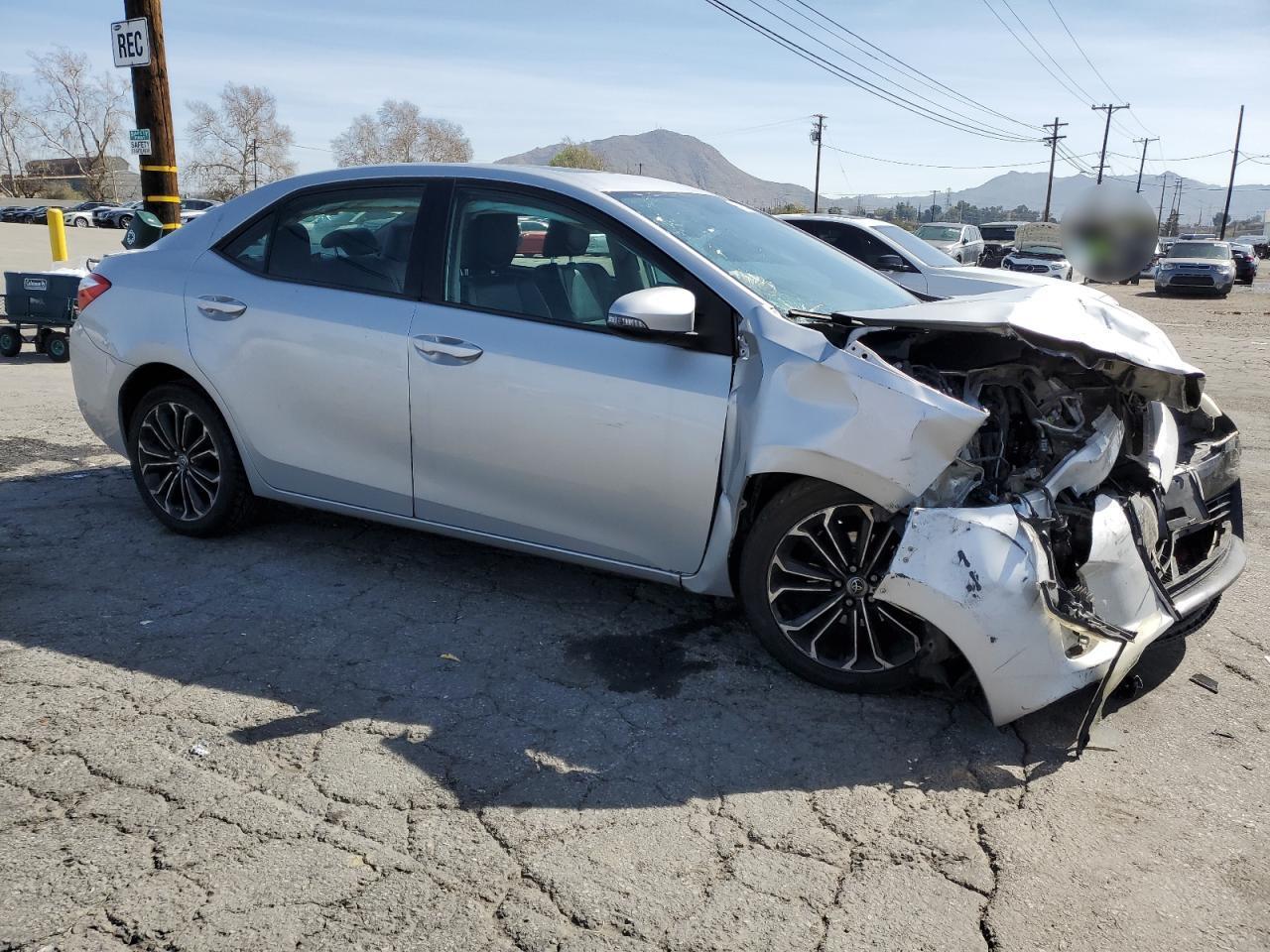 2014 TOYOTA COROLLA L - Image 4