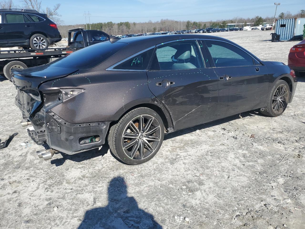 2019 TOYOTA AVALON XLE - Image 3