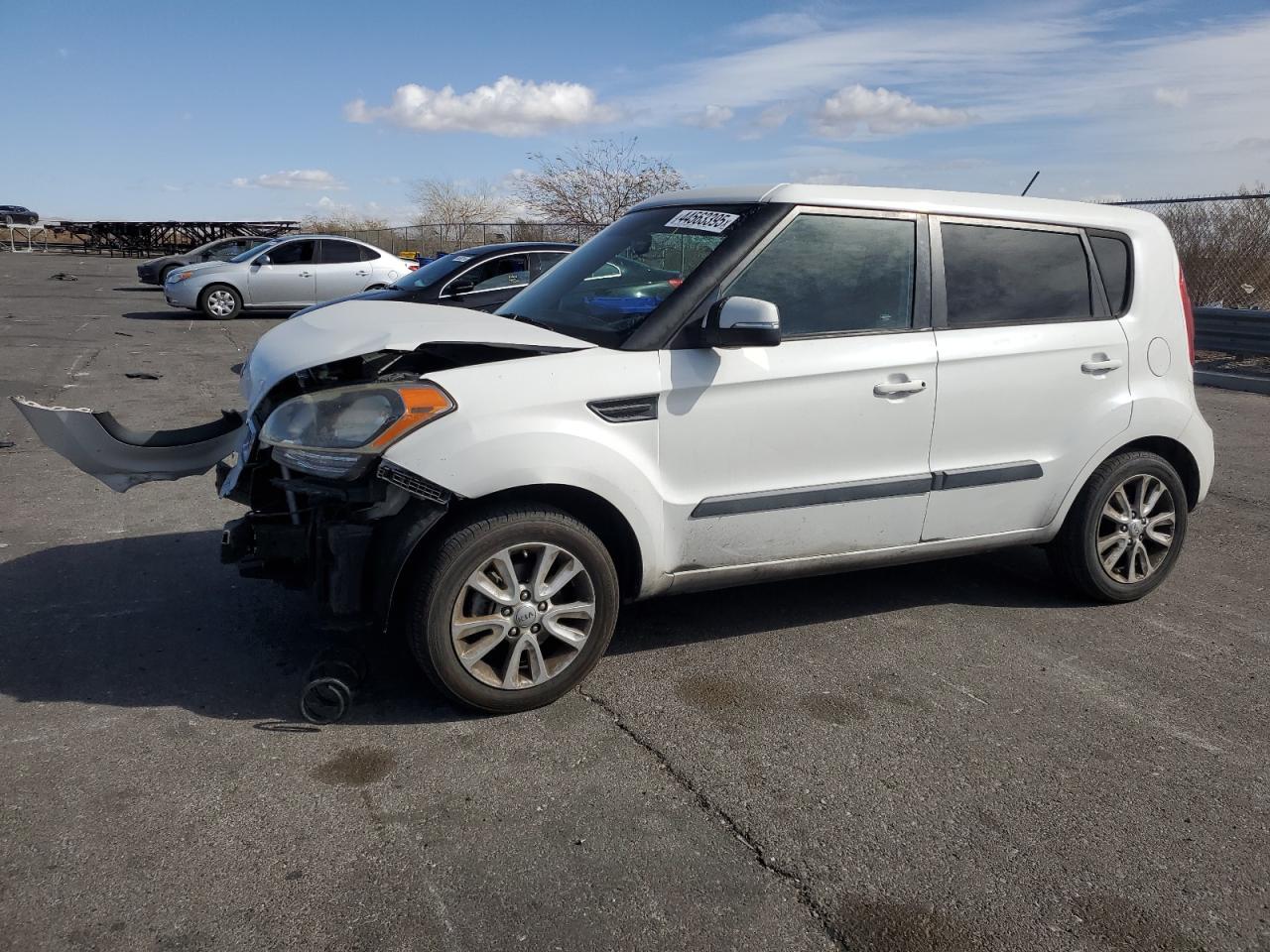 2013 KIA SOUL +