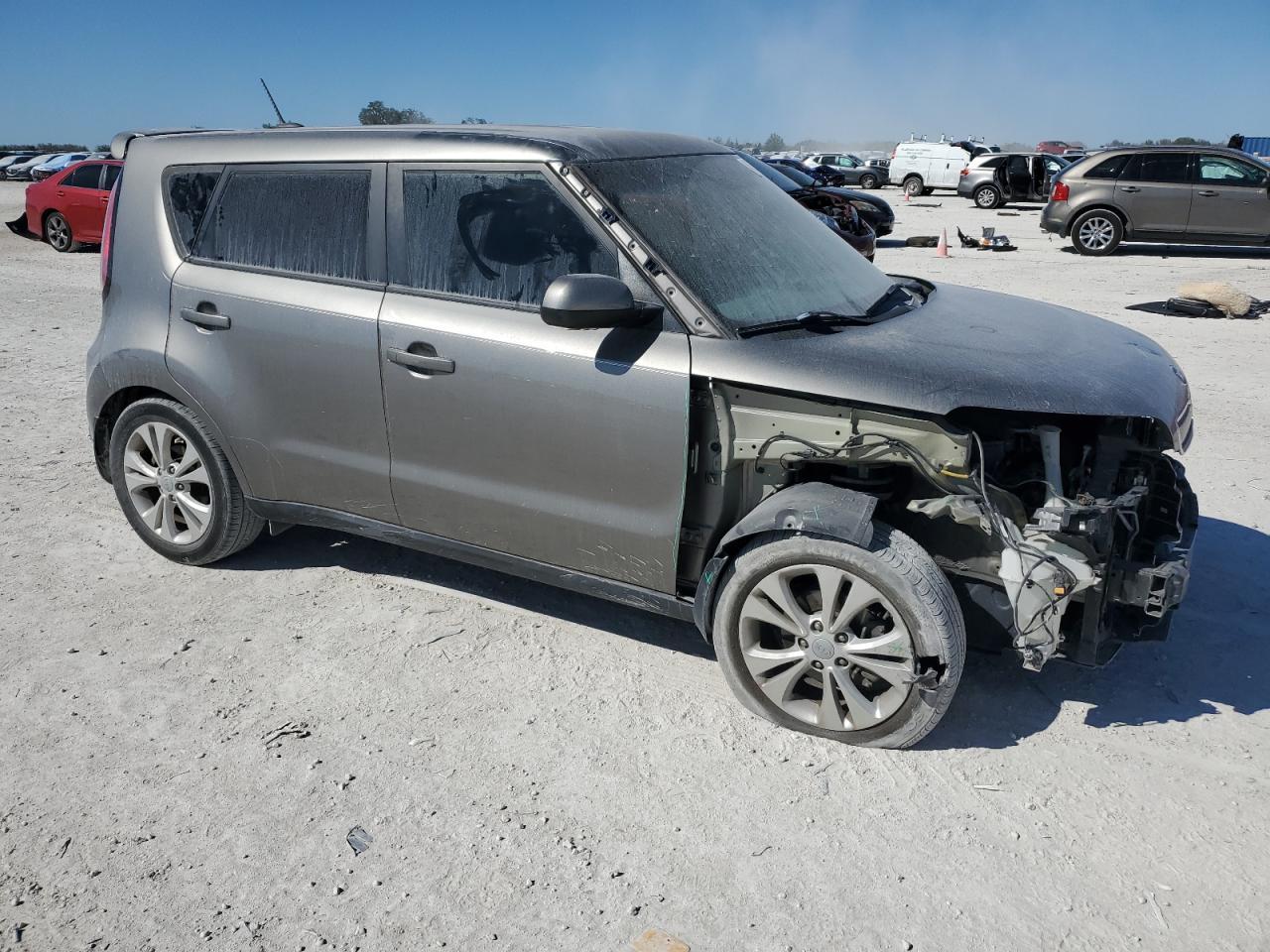 2016 KIA SOUL + - Image 4