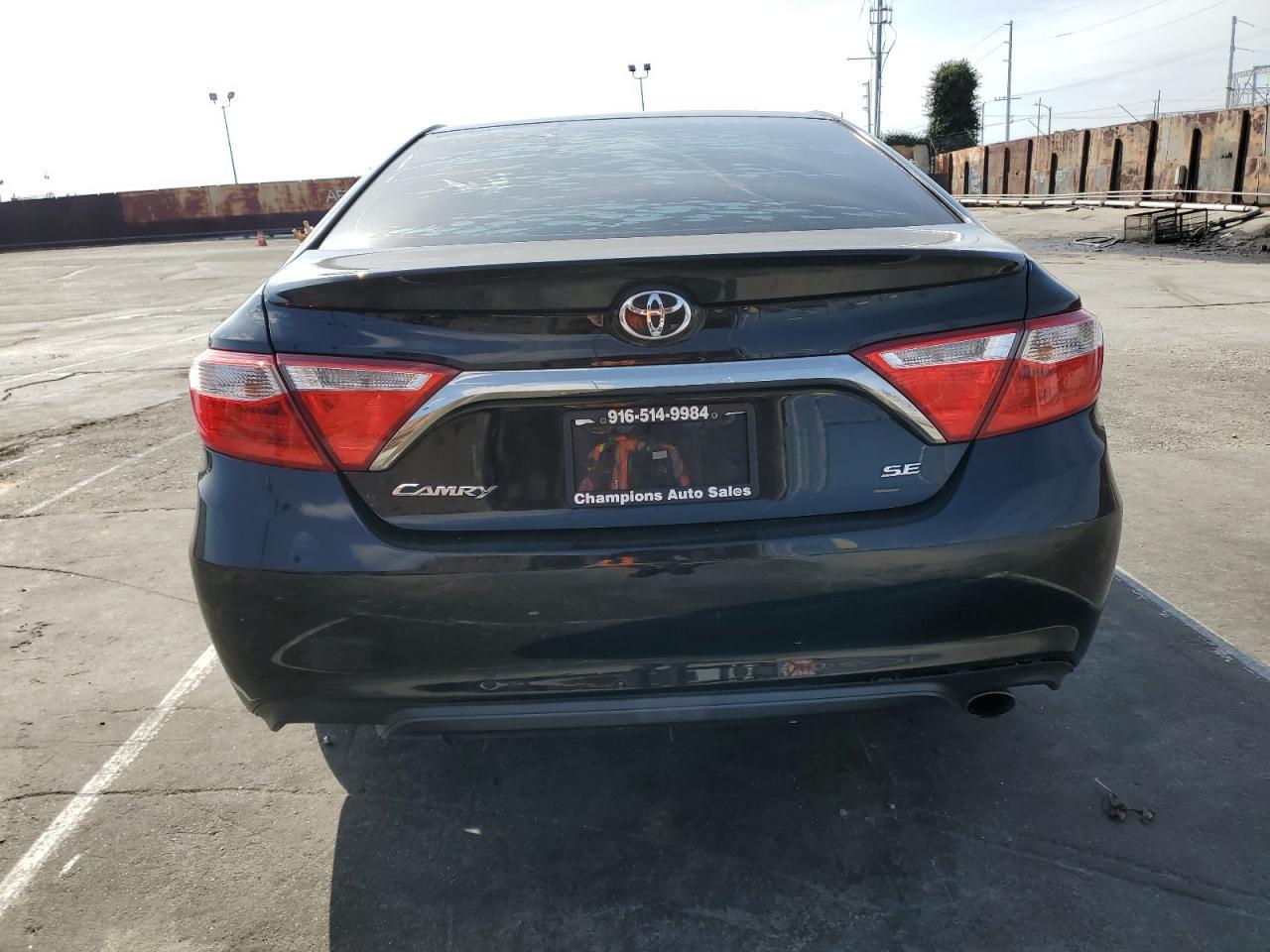 2017 TOYOTA CAMRY LE - Фото 6