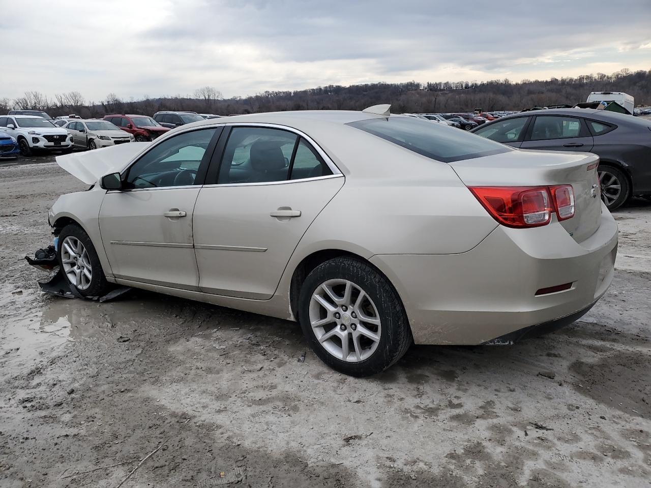 2015 CHEVROLET MALIBU 1LT - Image 2