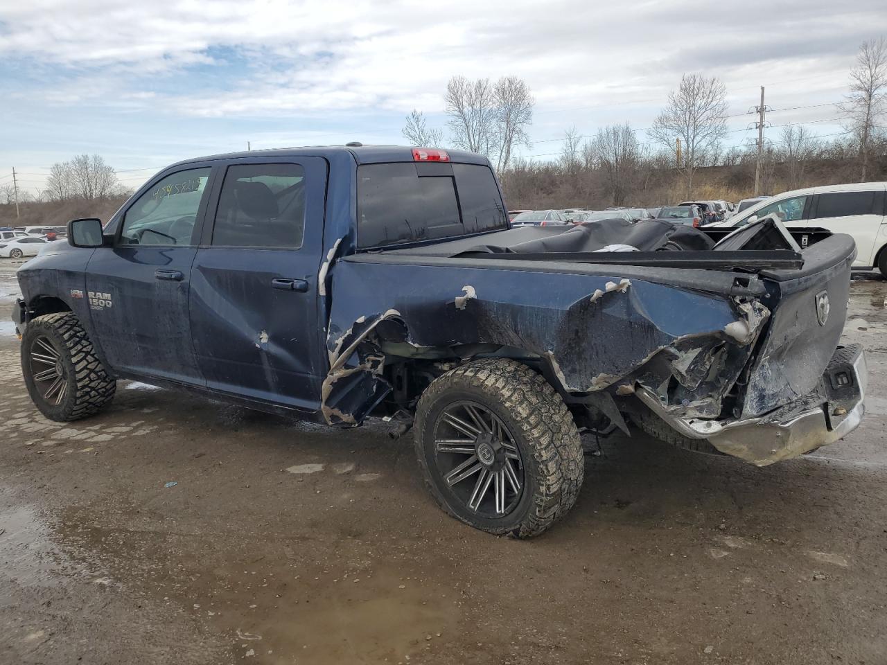 2019 RAM 1500 CLASS - Фото 2