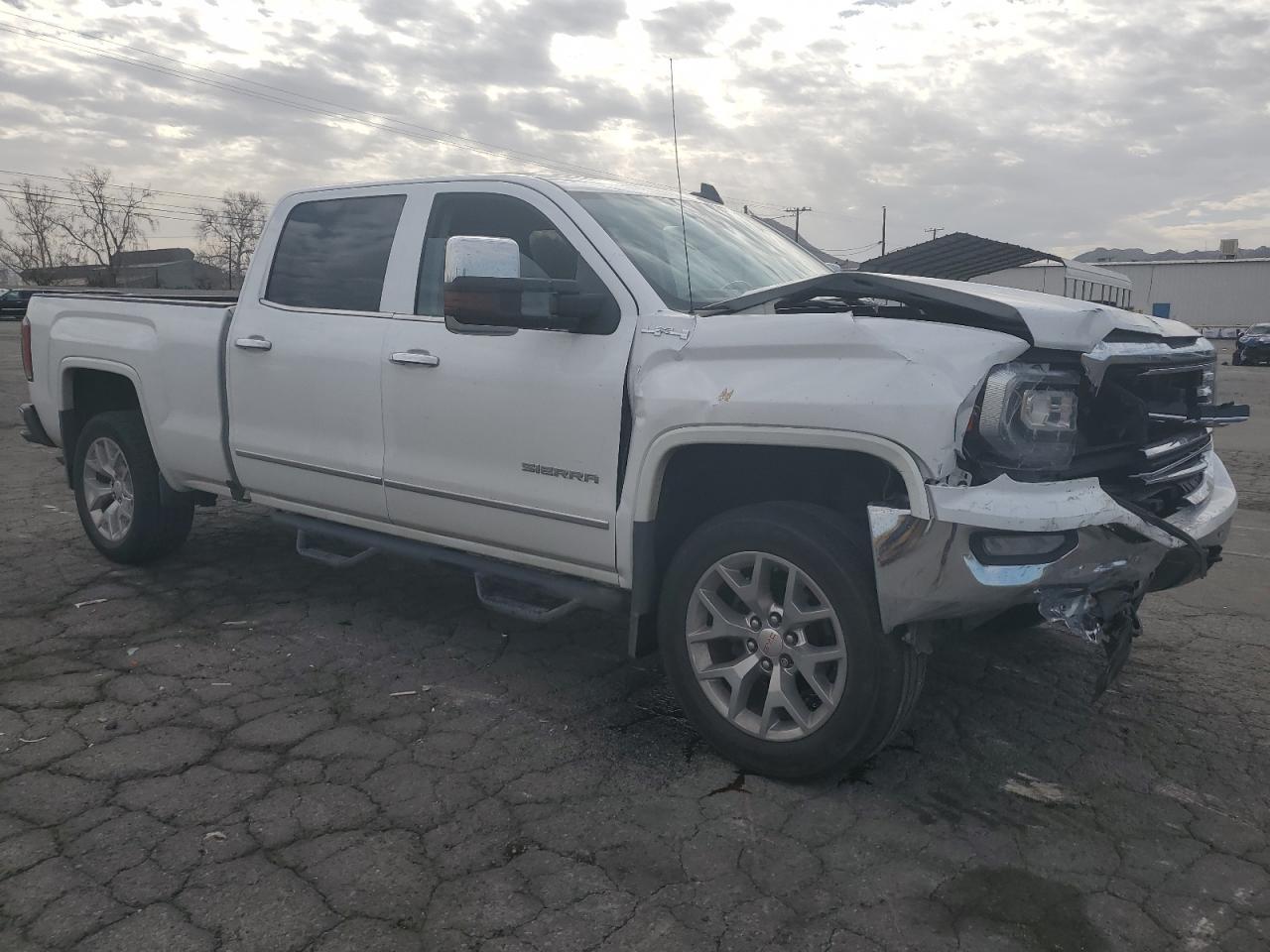 2017 GMC SIERRA K15 - Image 4