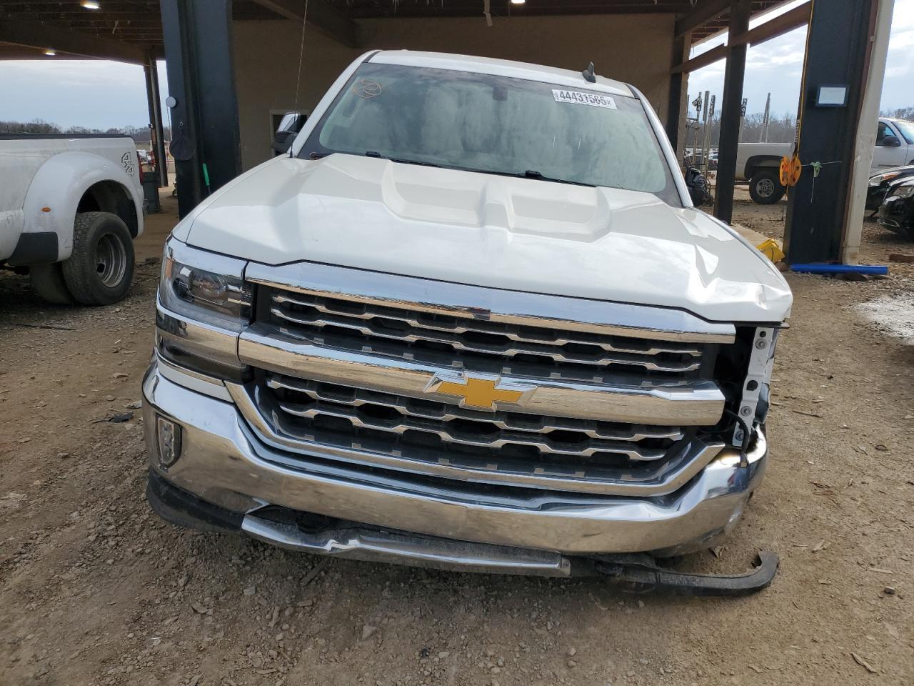 2018 CHEVROLET SILVERADO - Image 5