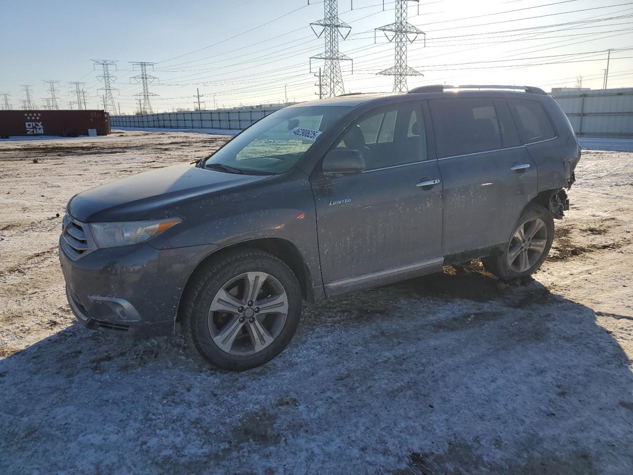 2011 TOYOTA HIGHLANDER