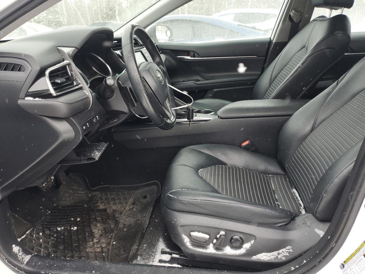 2020 TOYOTA CAMRY SE - Фото 7