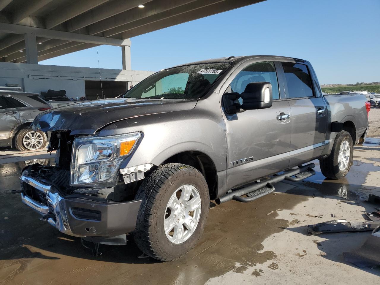 2021 NISSAN TITAN SV