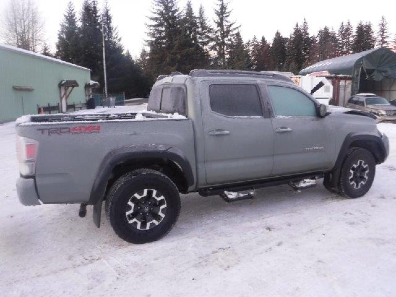 2023 TOYOTA TACOMA DOU - Фото 3