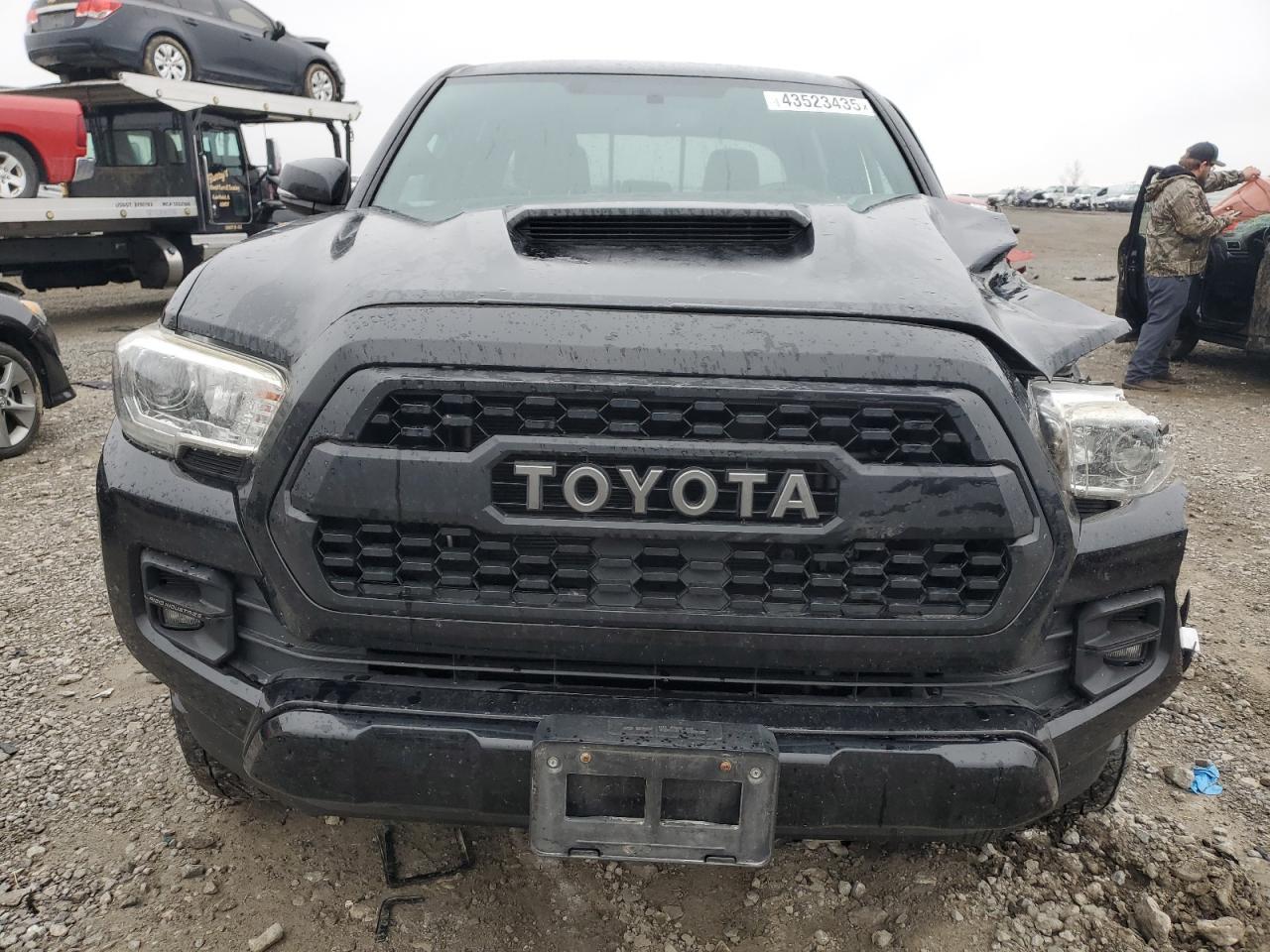2017 TOYOTA TACOMA DOU - Image 5