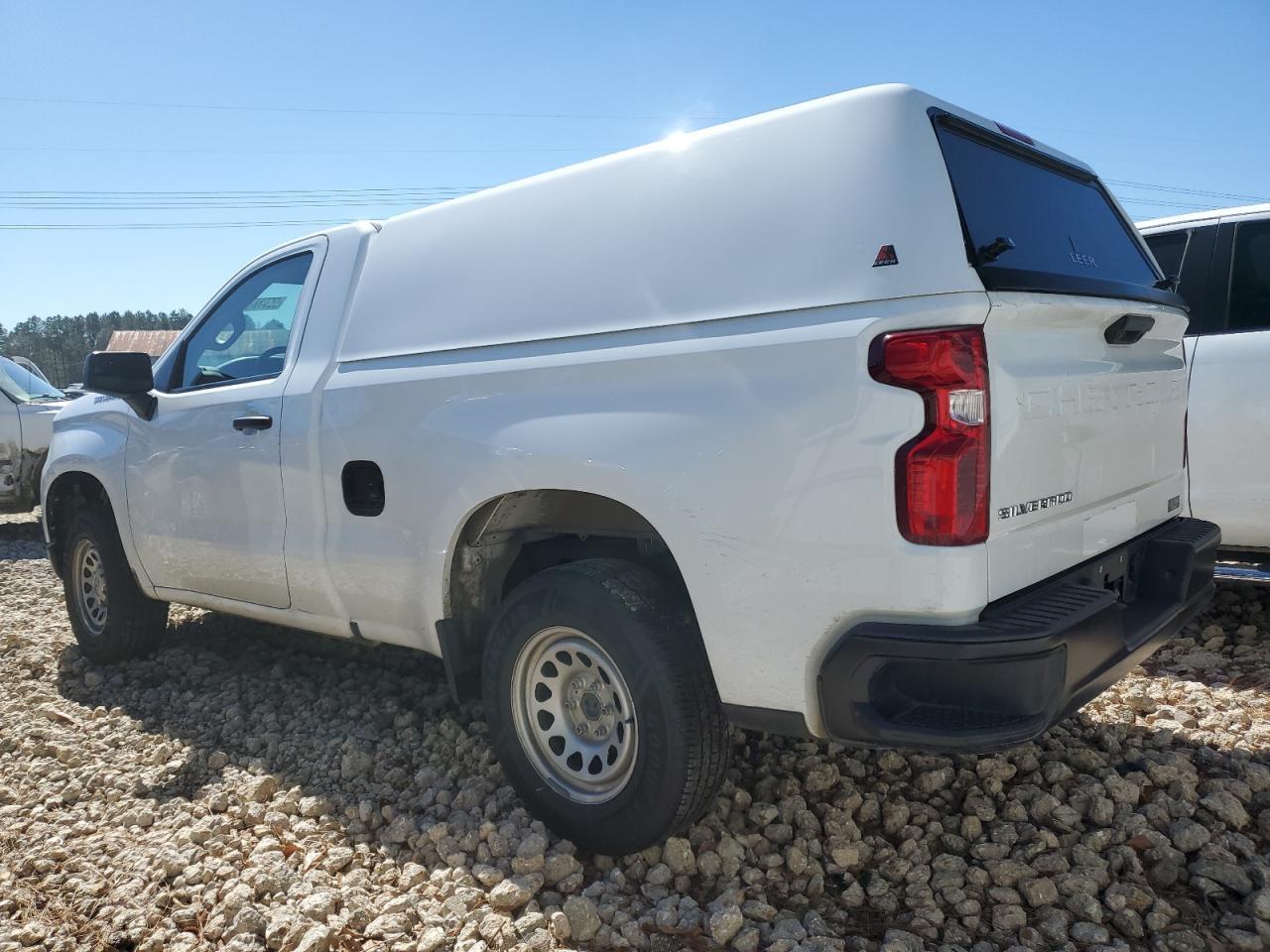 2023 CHEVROLET SILVERADO - Image 2