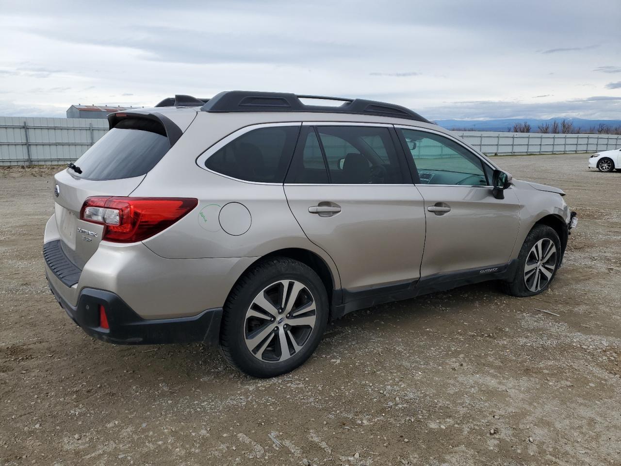 2018 SUBARU OUTBACK 3. - Фото 3