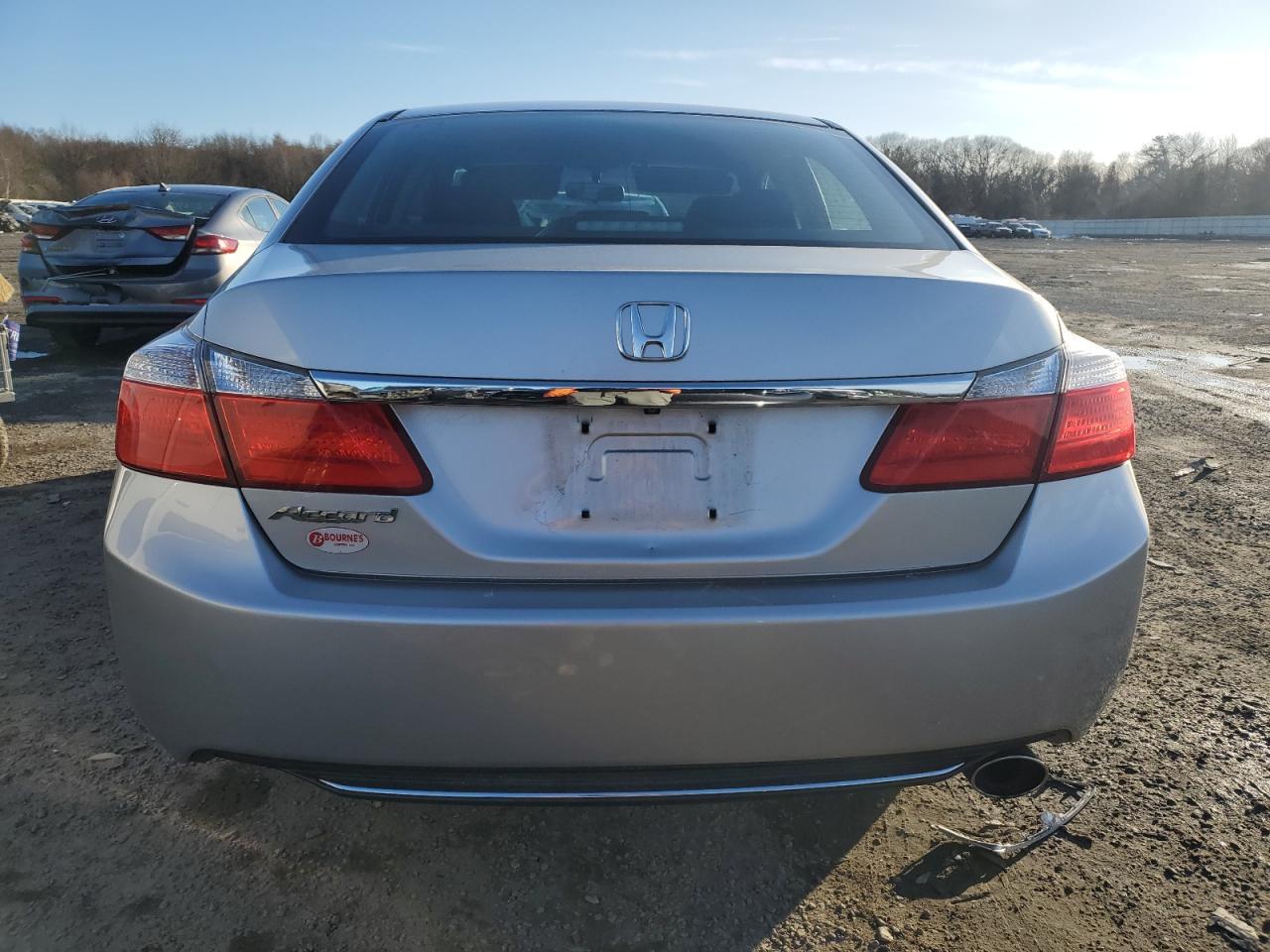 2014 HONDA ACCORD LX - Image 6