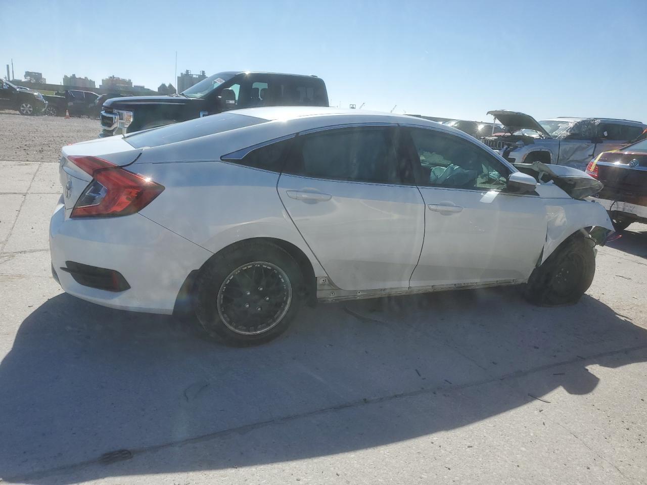 2019 HONDA CIVIC LX - Image 3