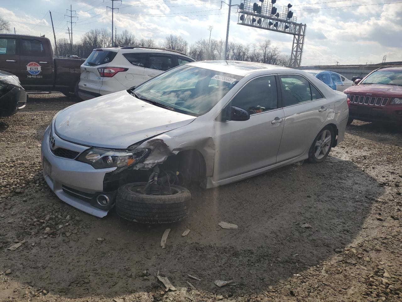 2013 TOYOTA CAMRY L