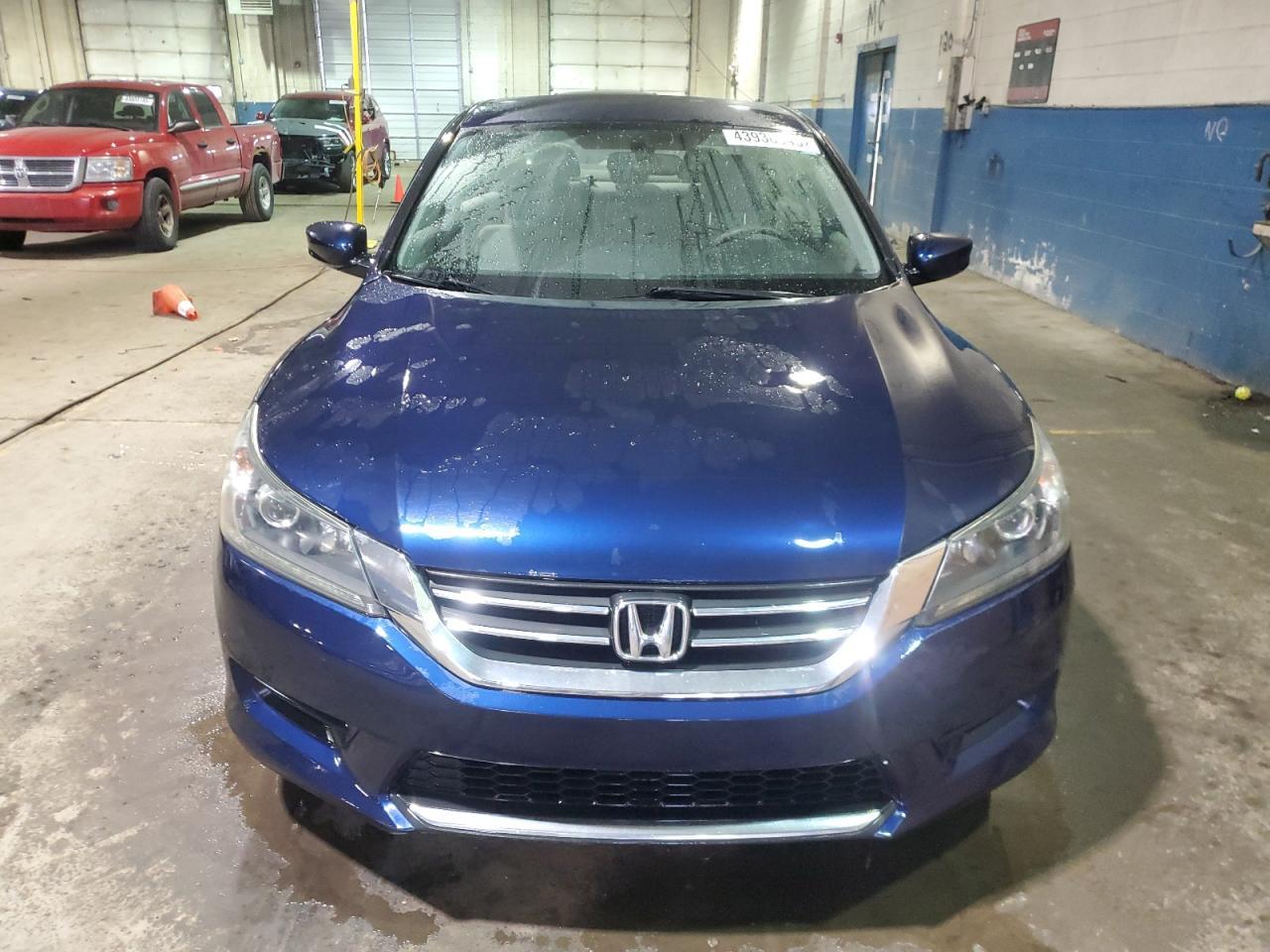 2014 HONDA ACCORD LX - Image 5