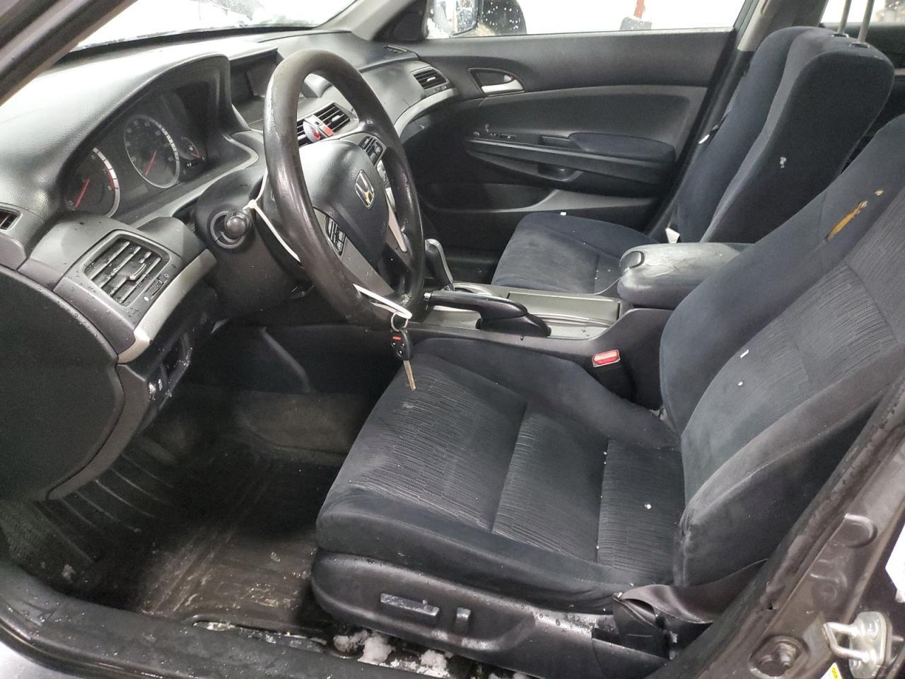 2011 HONDA ACCORD LXP - Image 7
