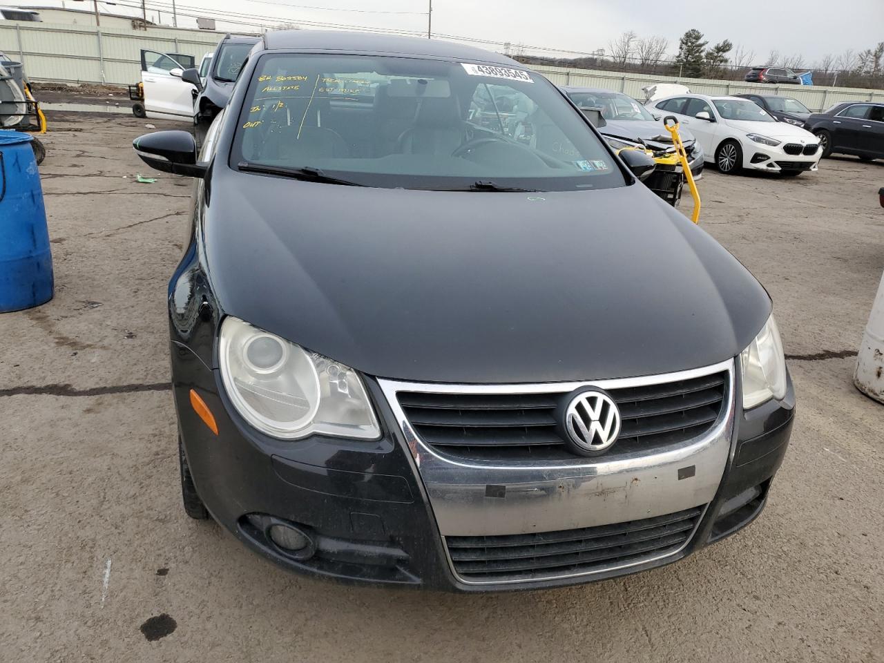 2011 VOLKSWAGEN EOS KOMFOR - Image 5