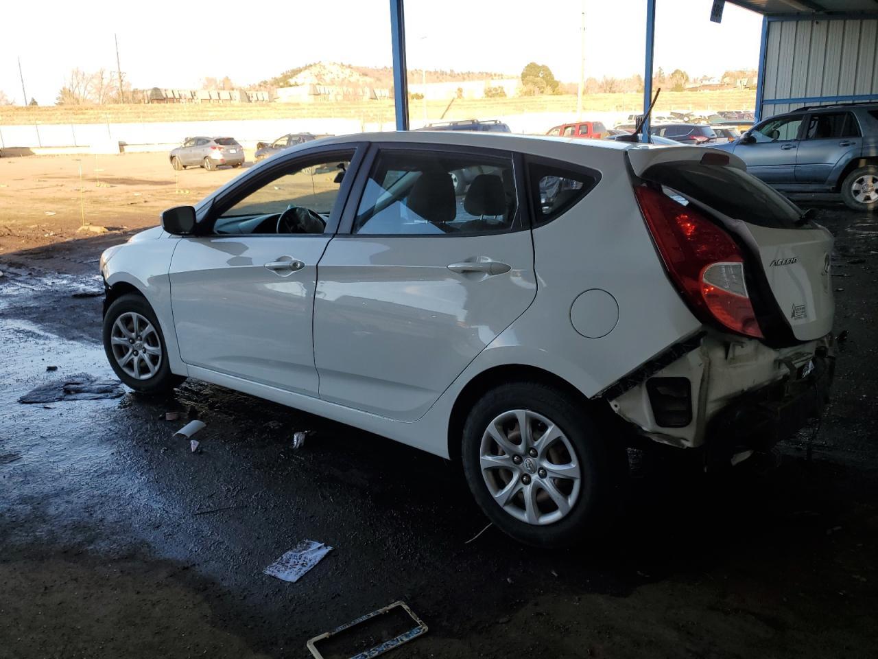 2012 HYUNDAI ACCENT GLS - Image 2