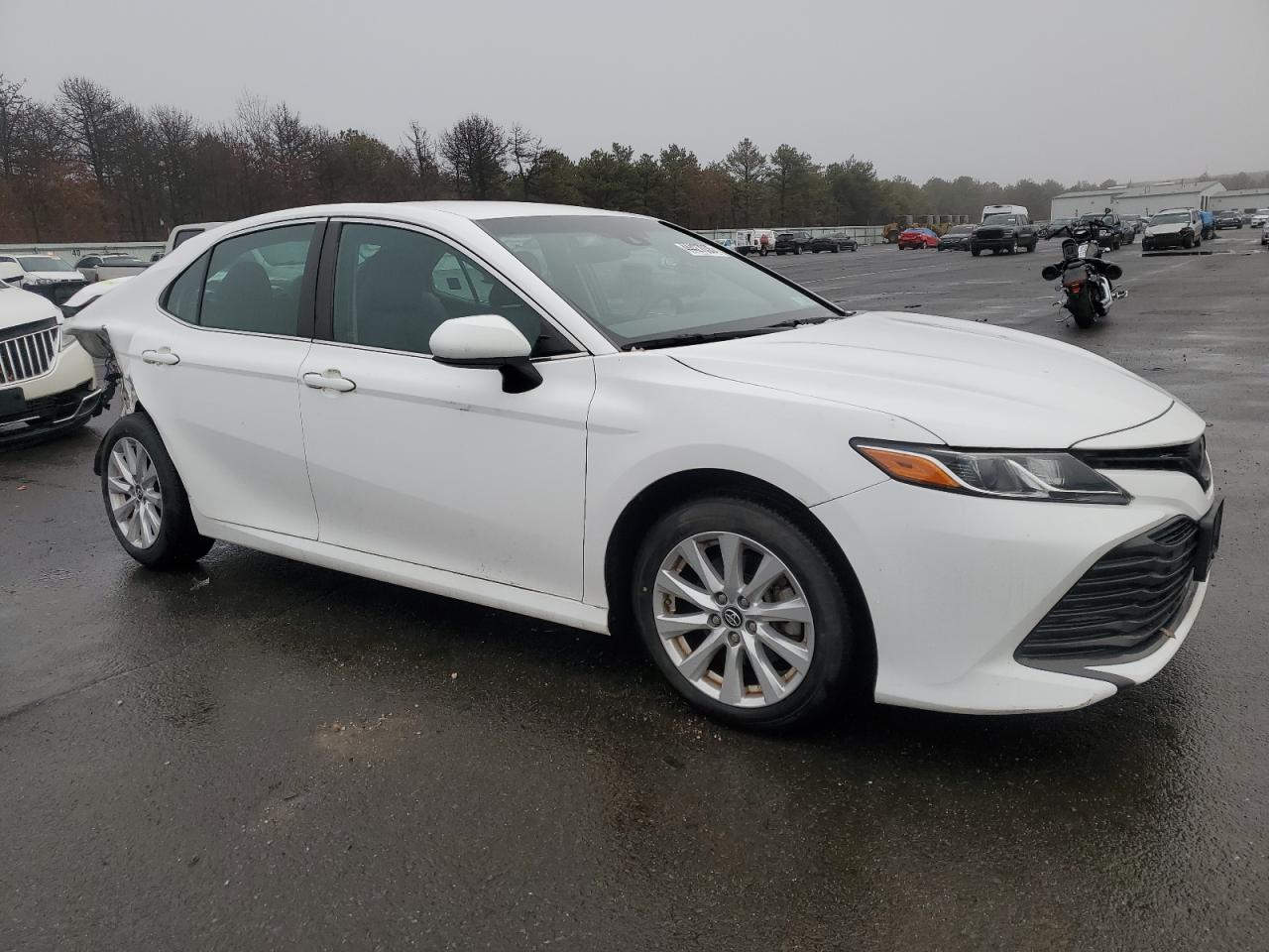 2018 TOYOTA CAMRY L - Фото 4