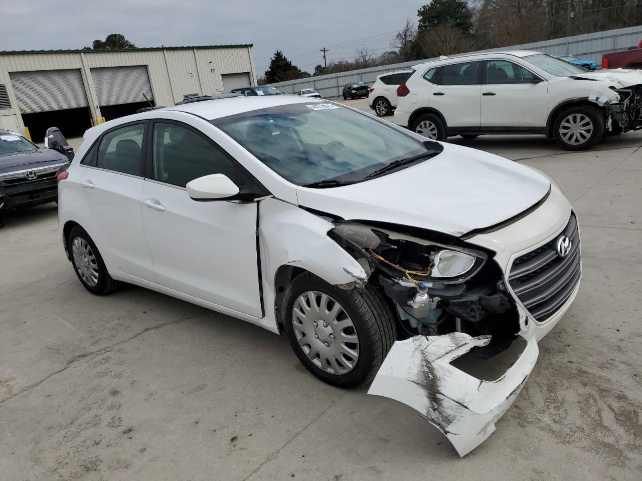 2016 HYUNDAI ELANTRA GT - Image 4