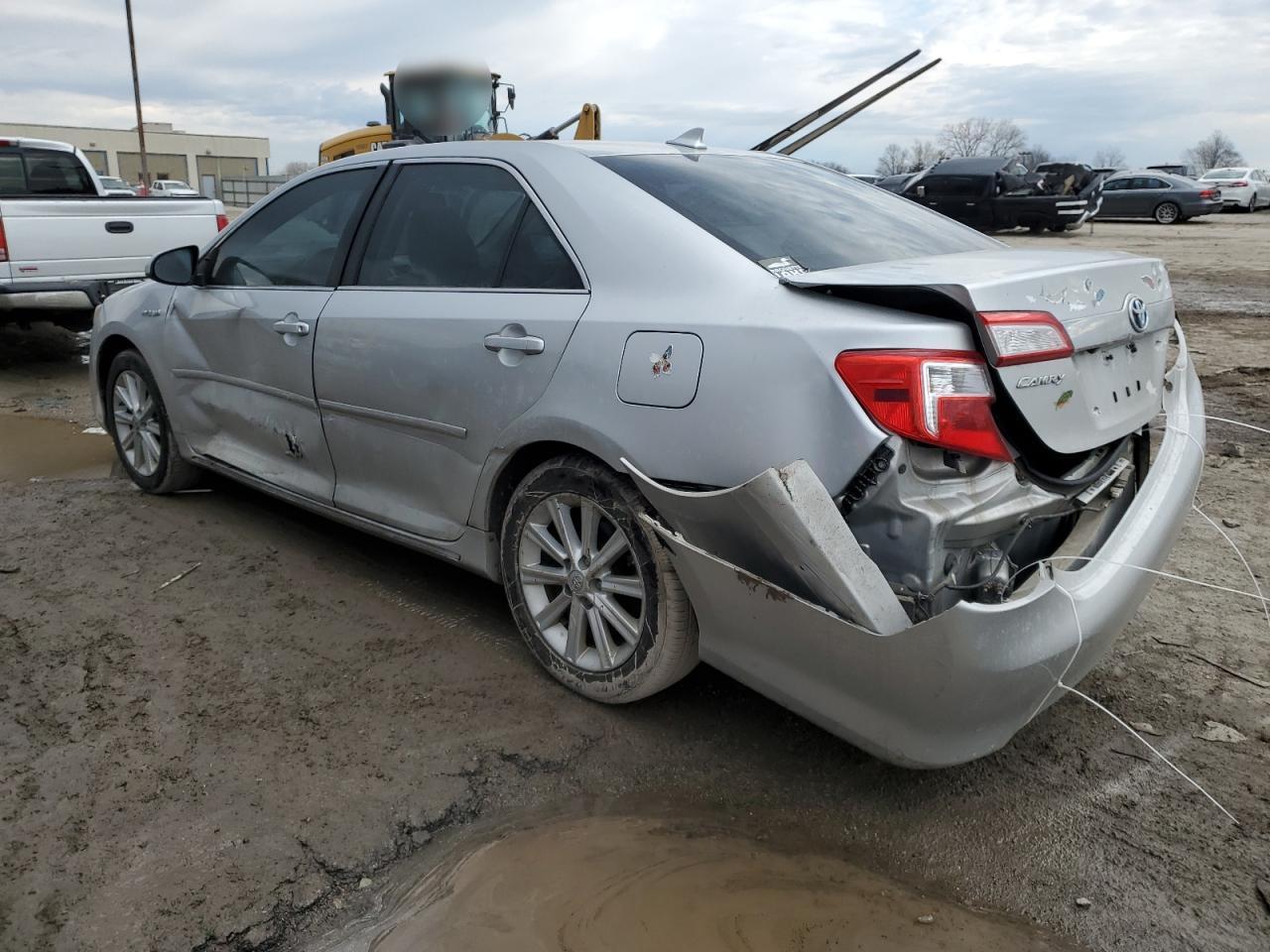 2012 TOYOTA CAMRY HYBR - Фото 2