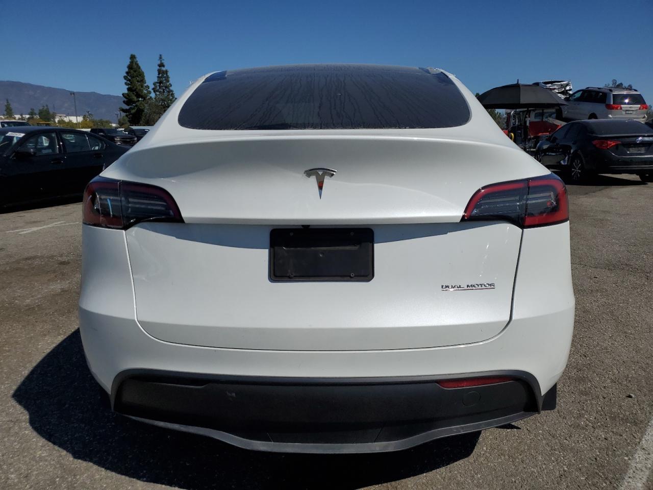 2023 TESLA MODEL Y - Image 6