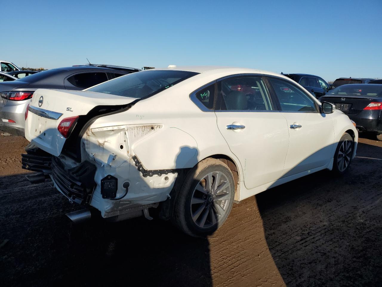 2017 NISSAN ALTIMA 2.5 - Фото 3