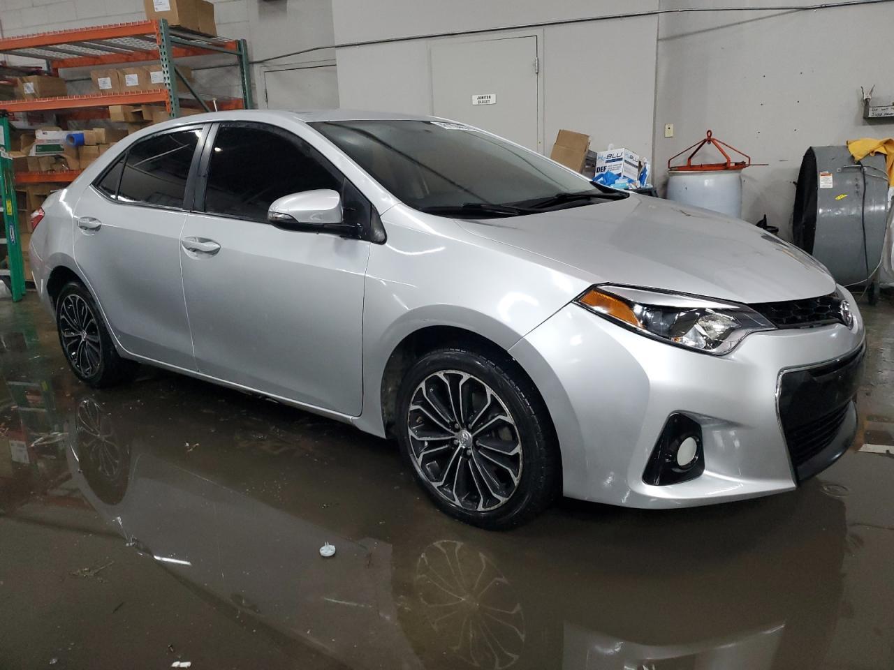 2015 TOYOTA COROLLA L - Image 4