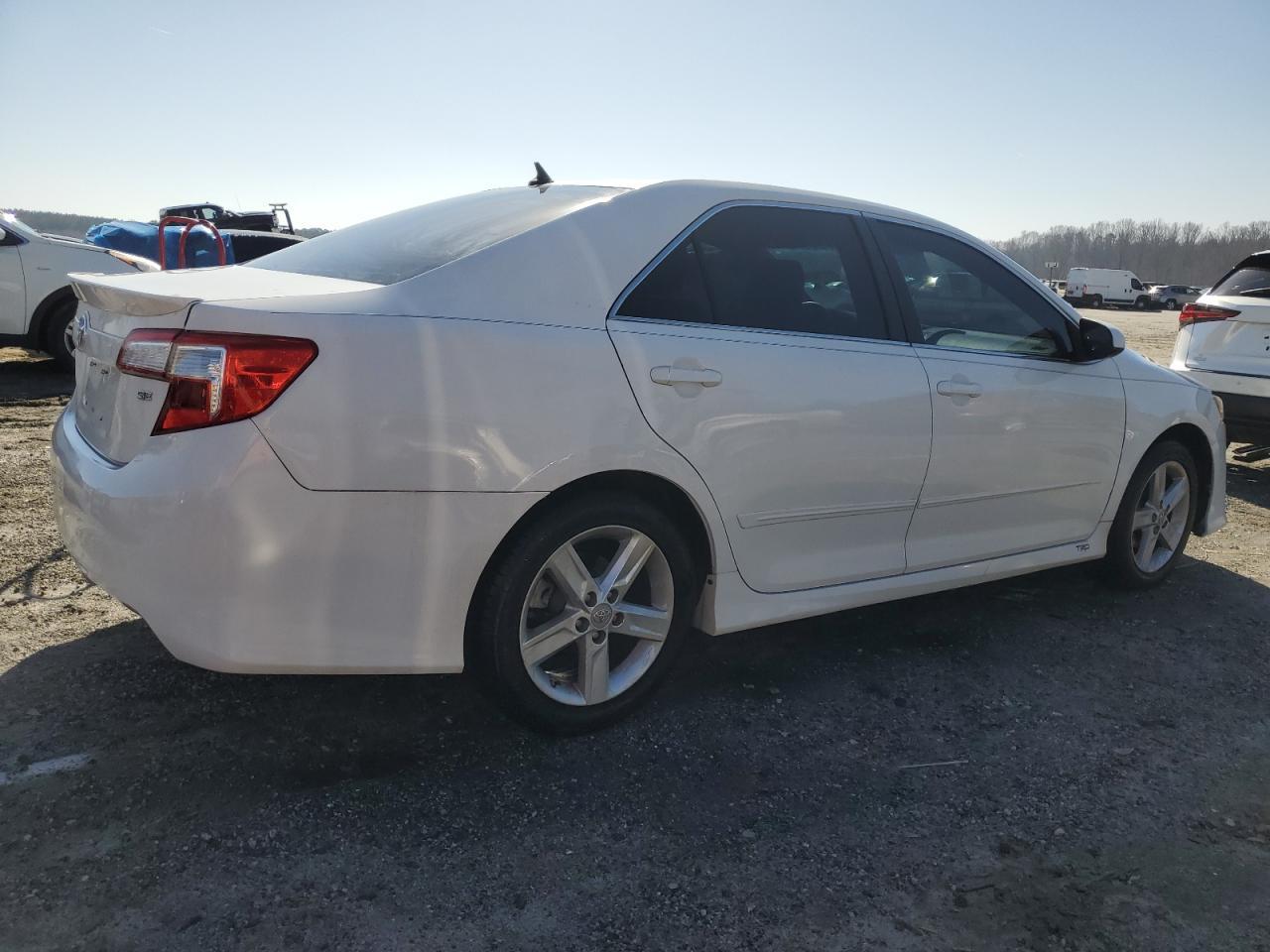 2012 TOYOTA CAMRY BASE - Фото 3
