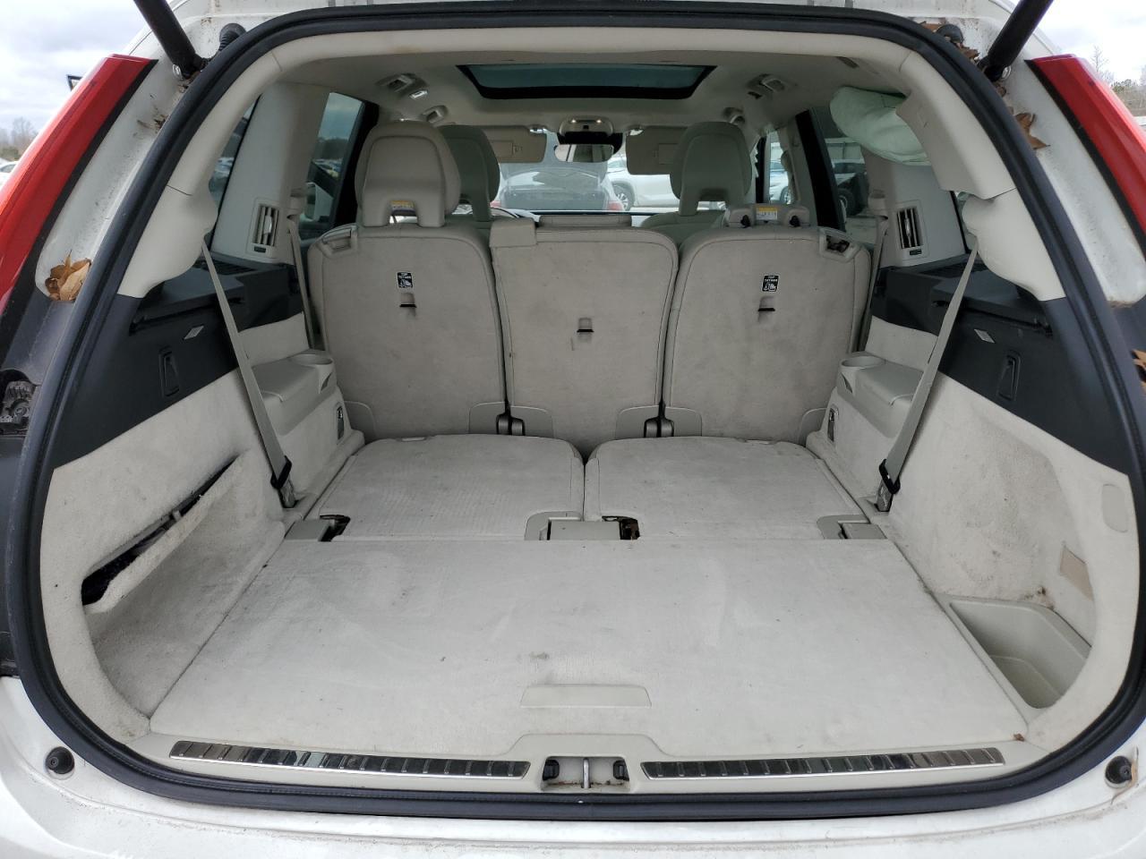 2016 VOLVO XC90 T6 - Image 6
