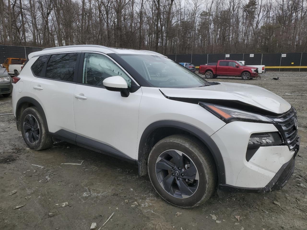 2024 NISSAN ROGUE SV - Фото 4