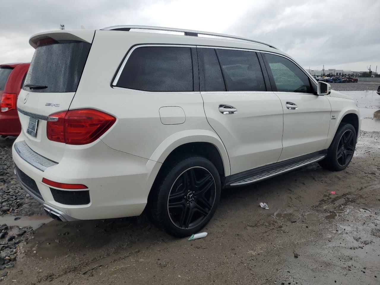 2015 MERCEDES-BENZ GL 63 AMG - Image 3