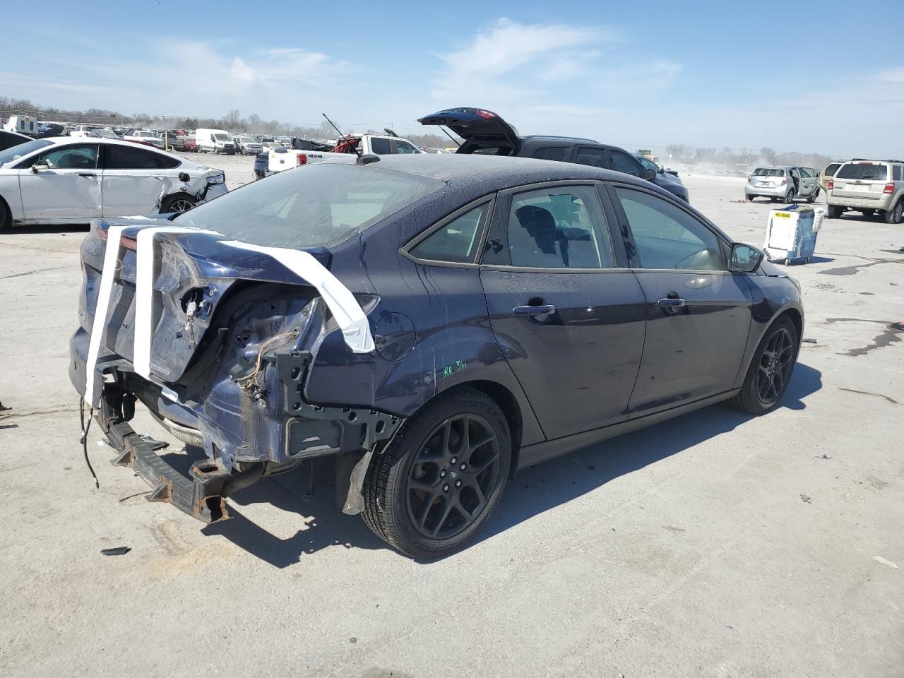 2016 FORD FOCUS SE - Фото 3