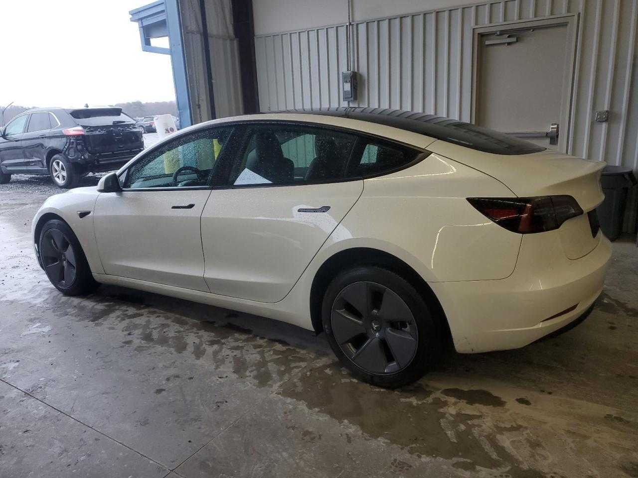 2023 TESLA MODEL 3 - Image 2