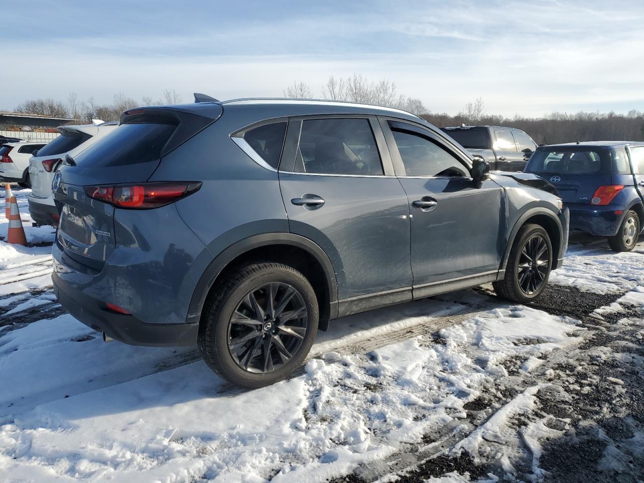 2023 MAZDA CX-5 PREFE - Image 3