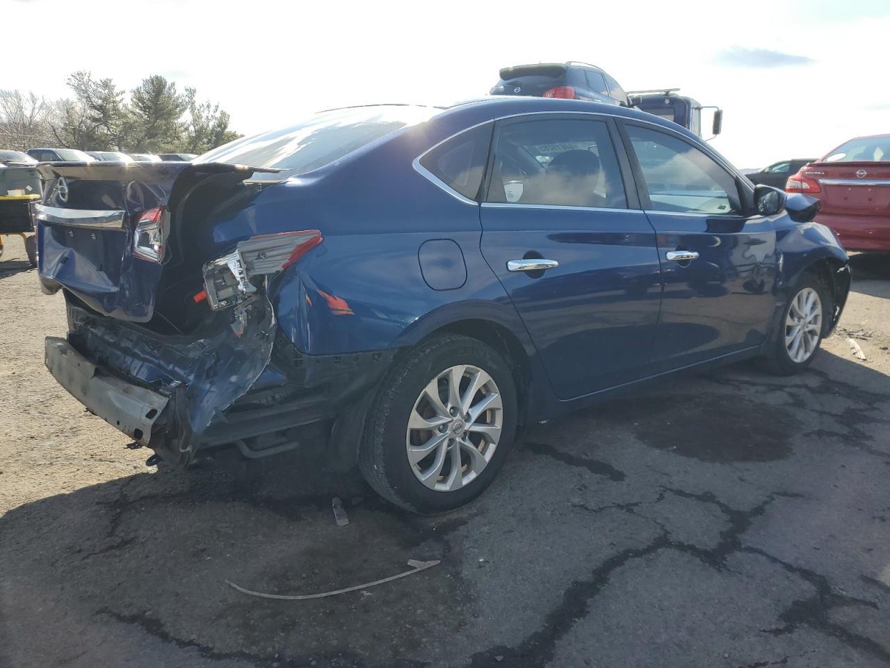 2017 NISSAN SENTRA S - Фото 3