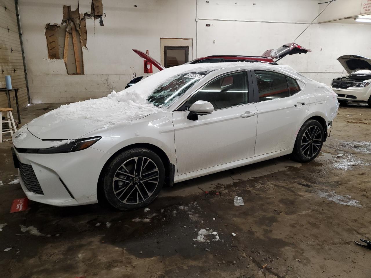 2025 TOYOTA CAMRY XSE